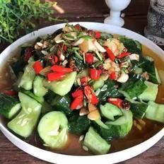 刀拍黃瓜你是怎么做的?跟我的做法一樣嗎?的做法-家常味拌菜譜