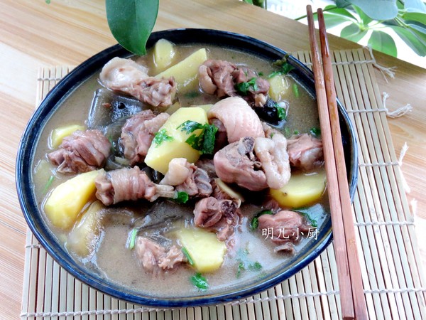 燉炒大公雞的做法-家常味燉菜譜-易網健康養生網 燉炒大公雞的做法-家常味燉菜譜