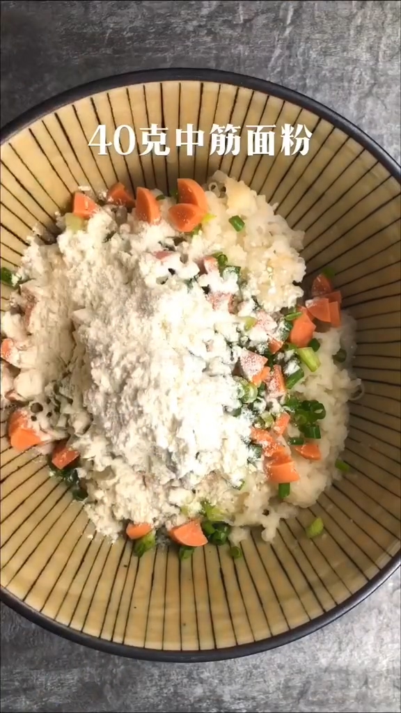 香煎小藕餅的做法-咸鮮味煎菜譜-易網(wǎng)健康養(yǎng)生網(wǎng) 香煎小藕餅的做法-咸鮮味煎菜譜