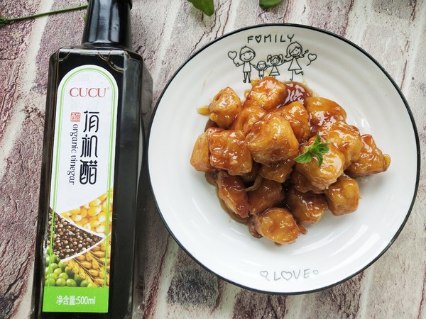 糖醋三文魚丁的做法-酸甜味炒菜譜-易網健康養生網 糖醋三文魚丁的做法-酸甜味炒菜譜