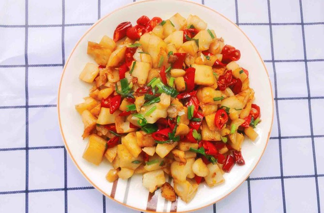 小炒藕丁的做法-香辣味炒菜譜-易網(wǎng)健康養(yǎng)生網(wǎng) 小炒藕丁的做法-香辣味炒菜譜