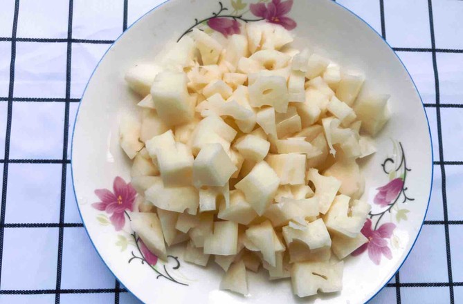 小炒藕丁的做法-香辣味炒菜譜-易網(wǎng)健康養(yǎng)生網(wǎng) 小炒藕丁的做法-香辣味炒菜譜