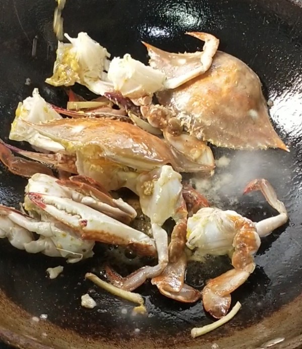 蔥姜梭子蟹的做法-咸鮮味炒菜譜
