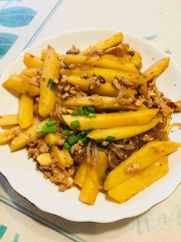 肉末土豆條的做法-香辣味煮菜譜