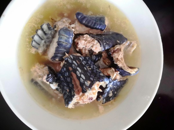 火腿肉燉烏梢蛇的做法-咸鮮味燉菜譜-易網健康養生網 火腿肉燉烏梢蛇的做法-咸鮮味燉菜譜