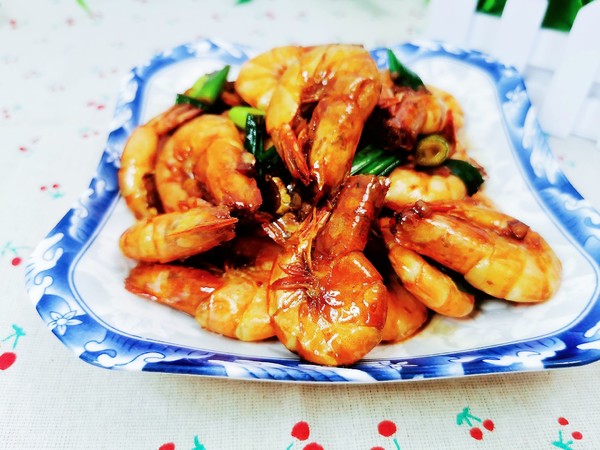 紅燜大蝦的做法-咸鮮味燜菜譜-易網健康養生網 紅燜大蝦的做法-咸鮮味燜菜譜