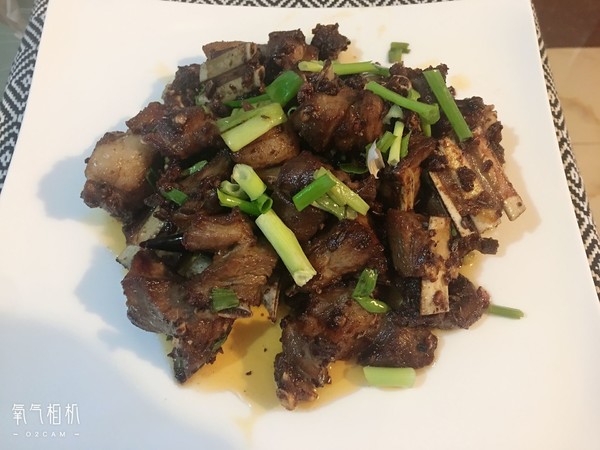 蒜香羊排的做法-蒜香味炒菜譜-易網(wǎng)健康養(yǎng)生網(wǎng) 蒜香羊排的做法-蒜香味炒菜譜