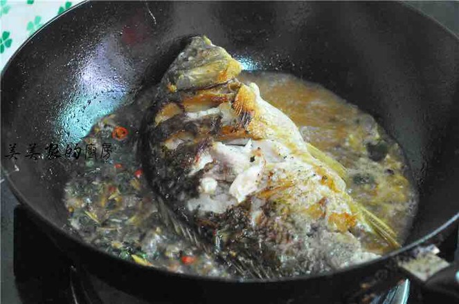 紫蘇燒鯉魚的做法-家常味燒菜譜-易網健康養生網 紫蘇燒鯉魚的做法-家常味燒菜譜