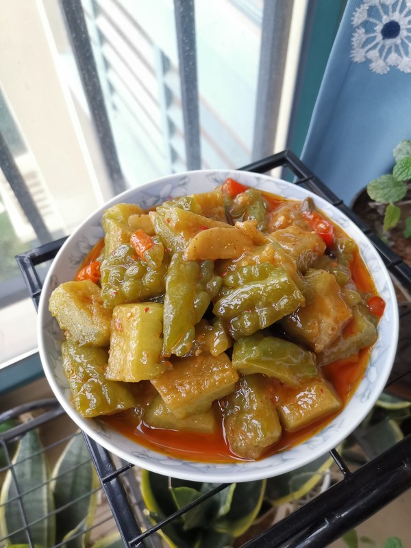 川味豆瓣燒木瓜的做法-豆瓣味燒菜譜-易網(wǎng)健康養(yǎng)生網(wǎng) 川味豆瓣燒木瓜的做法-豆瓣味燒菜譜