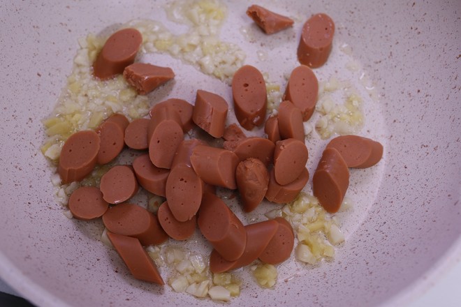 家常炒土豆片的做法-香辣味炒菜譜-易網(wǎng)健康養(yǎng)生網(wǎng) 家常炒土豆片的做法-香辣味炒菜譜