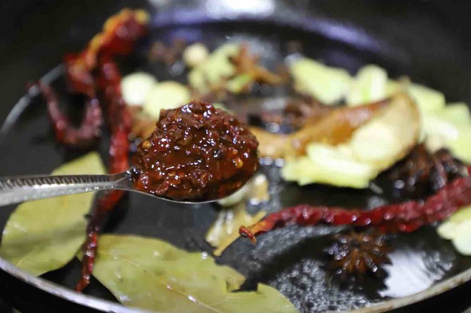 家庭秘?方：香辣鹵牛肉，口口生香，越嚼越香的做法-五香味燉菜譜