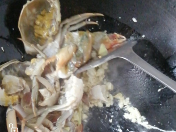 爆炒香辣蟹的做法-咸鮮味炒菜譜-易網健康養生網 爆炒香辣蟹的做法-咸鮮味炒菜譜