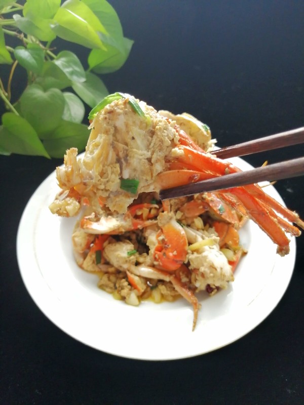 爆炒香辣蟹的做法-咸鮮味炒菜譜-易網健康養生網 爆炒香辣蟹的做法-咸鮮味炒菜譜