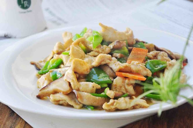 茶油籽油香菇雞片的做法-咸鮮味炒菜譜-易網健康養生網 茶油籽油香菇雞片的做法-咸鮮味炒菜譜