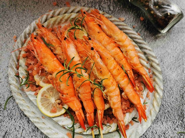 鹽焗蝦的做法-其它口味烘焙菜譜-易網健康養生網 鹽焗蝦的做法-其它口味烘焙菜譜