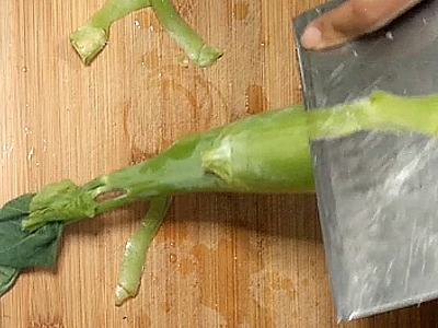 涼拌芥蘭的做法-咸鮮味拌菜譜