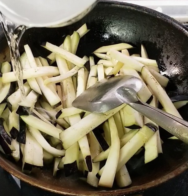 肉絲茄子的做法-咸鮮味炒菜譜