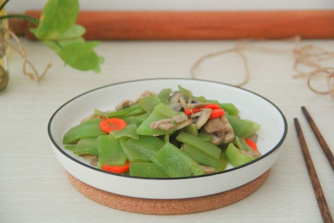 油茶籽油炒三鮮的做法-咸鮮味炒菜譜