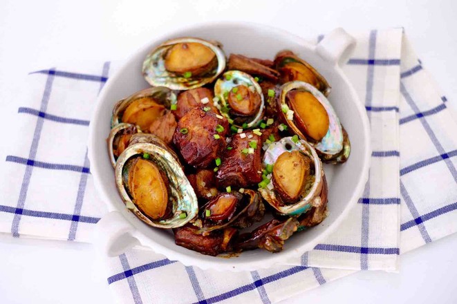 鮑魚燒排骨的做法-咸鮮味燒菜譜-易網健康養生網 鮑魚燒排骨的做法-咸鮮味燒菜譜