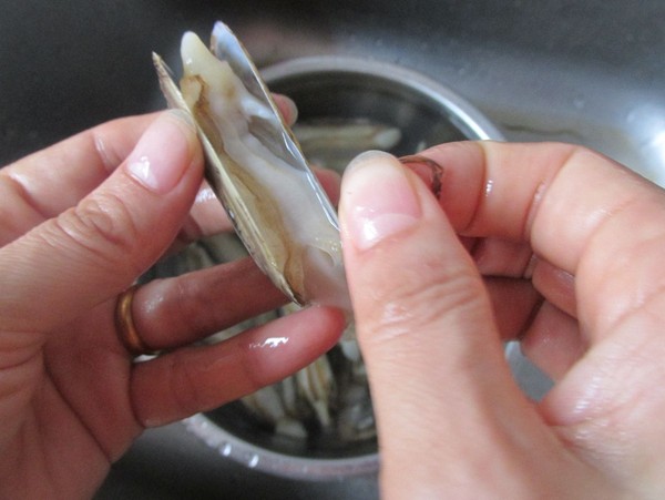 炒蟶子的做法-咸鮮味炒菜譜-易網健康養生網 炒蟶子的做法-咸鮮味炒菜譜