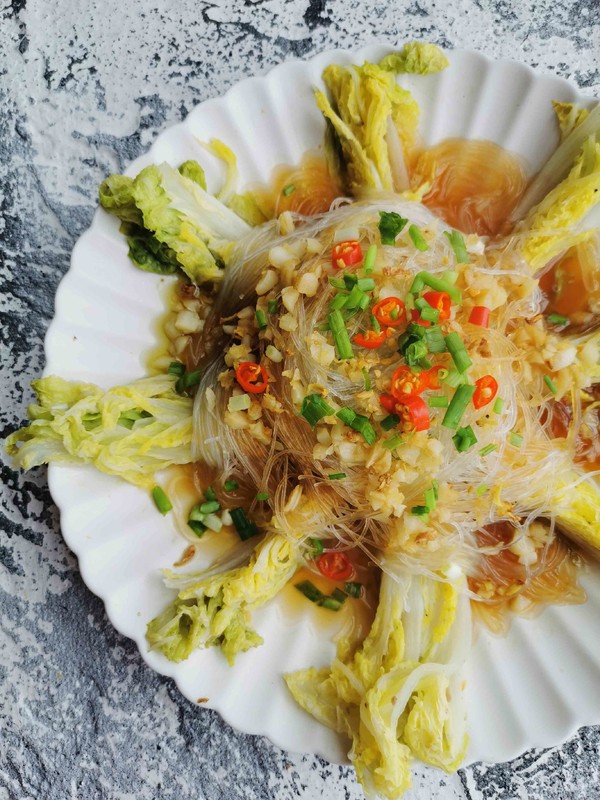 蒜蓉粉絲蒸娃娃菜的做法-蒜香味蒸菜譜-易網健康養生網 蒜蓉粉絲蒸娃娃菜的做法-蒜香味蒸菜譜