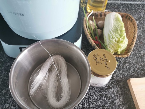 蒜蓉粉絲蒸娃娃菜的做法-蒜香味蒸菜譜-易網<a href=http://m.logojc.com/ target=_blank class=infotextkey>健康養生</a>網 蒜蓉粉絲蒸娃娃菜的做法-蒜香味蒸菜譜