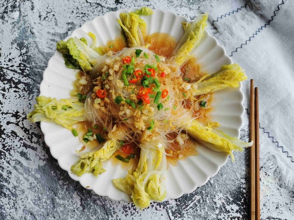 蒜蓉粉絲蒸娃娃菜的做法-蒜香味蒸菜譜-易網健康養生網 蒜蓉粉絲蒸娃娃菜的做法-蒜香味蒸菜譜