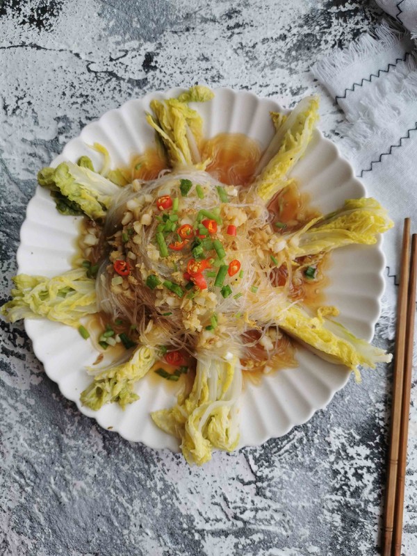 蒜蓉粉絲蒸娃娃菜的做法-蒜香味蒸菜譜-易網健康養生網 蒜蓉粉絲蒸娃娃菜的做法-蒜香味蒸菜譜