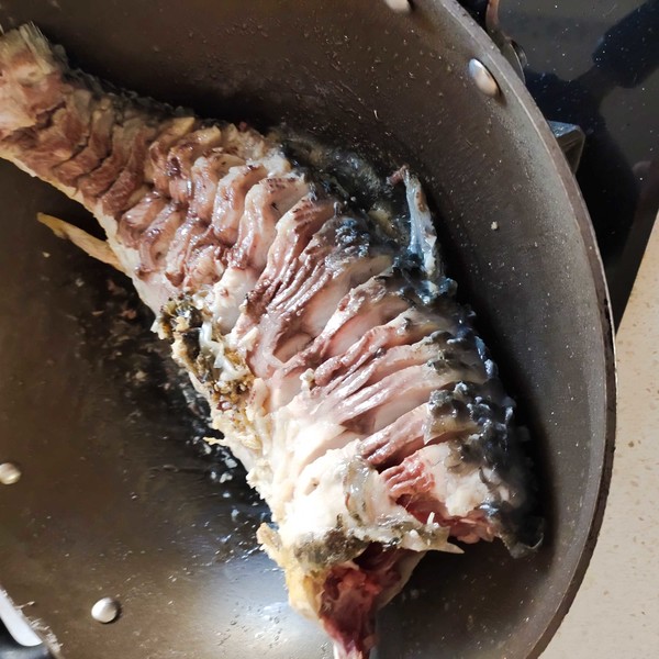 家常燉魚的做法-家常味燉菜譜-易網(wǎng)健康養(yǎng)生網(wǎng) 家常燉魚的做法-家常味燉菜譜