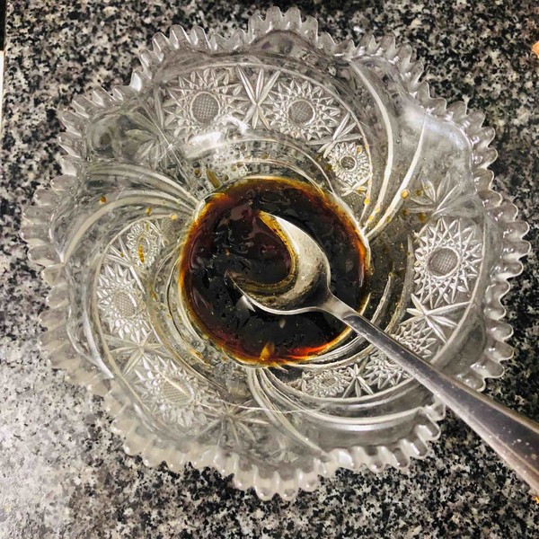 蒜蓉粉絲蒸扇貝的做法-醬香味蒸菜譜-易網(wǎng)健康養(yǎng)生網(wǎng) 蒜蓉粉絲蒸扇貝的做法-醬香味蒸菜譜