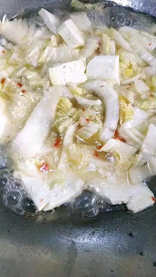 快手辣白菜豆腐湯的做法-酸辣味煮菜譜-易網健康養生網 快手辣白菜豆腐湯的做法-酸辣味煮菜譜