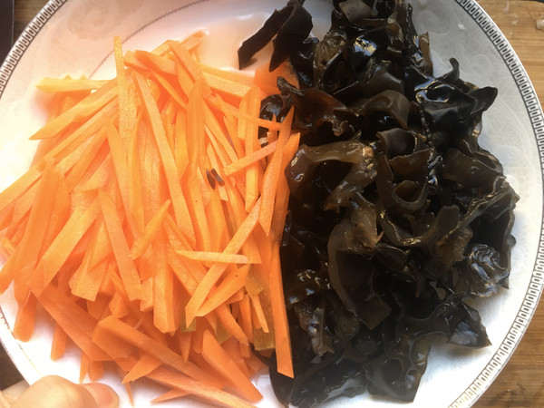 涼拌白菜梗的做法-酸辣味拌菜譜-易網(wǎng)健康養(yǎng)生網(wǎng) 涼拌白菜梗的做法-酸辣味拌菜譜