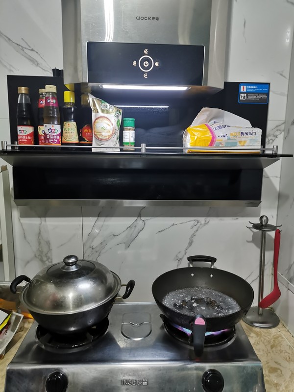 干煸蠶蛹的做法-香辣味炒菜譜-易網健康養生網 干煸蠶蛹的做法-香辣味炒菜譜