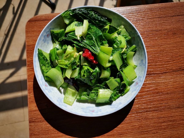 干椒炒苦菜的做法-家常味炒菜譜