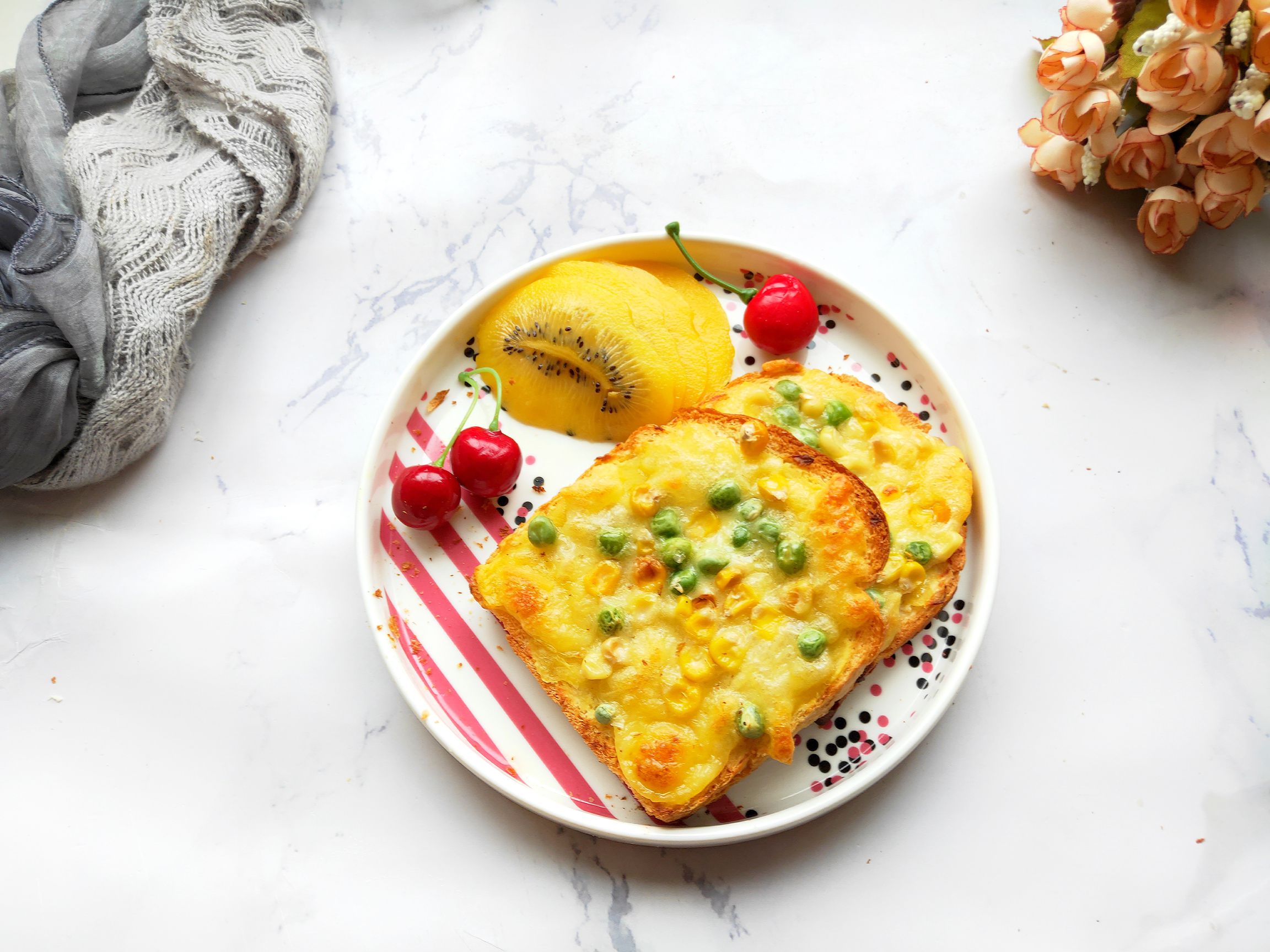 榴蓮?fù)滤镜淖龇?甜味烤菜譜-易網(wǎng)健康養(yǎng)生網(wǎng) 榴蓮?fù)滤镜淖龇?甜味烤菜譜