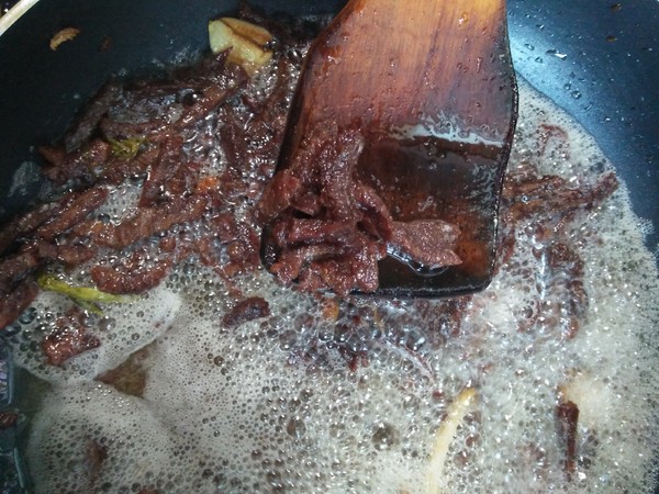 麻辣牛肉條的做法-香辣味炒菜譜