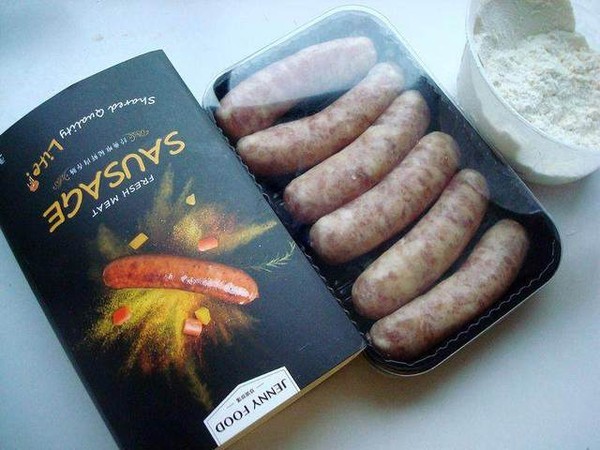 香腸糖果的做法-家常味炸菜譜-易網(wǎng)<a href=http://m.logojc.com/ target=_blank class=infotextkey>健康養(yǎng)生</a>網(wǎng) 香腸糖果的做法-家常味炸菜譜