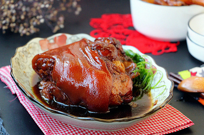 招財肘子的做法-其它口味燉菜譜-易網(wǎng)健康養(yǎng)生網(wǎng) 招財肘子的做法-其它口味燉菜譜