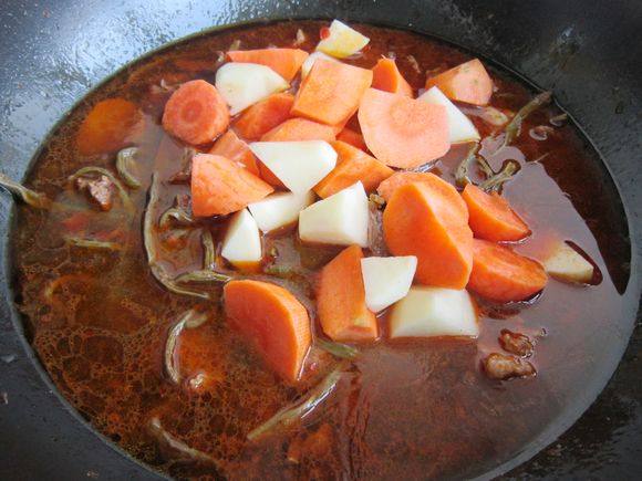 薩斯肯的做法-家常味燉菜譜-易網健康養生網 薩斯肯的做法-家常味燉菜譜