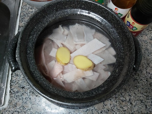 自制豬皮凍的做法-家常味砂鍋菜譜-易網(wǎng)健康養(yǎng)生網(wǎng) 自制豬皮凍的做法-家常味砂鍋菜譜