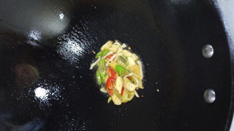 臘肉燜冬筍的做法-家常味燜菜譜-易網健康養生網 臘肉燜冬筍的做法-家常味燜菜譜