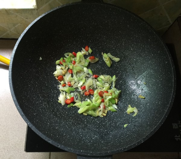 洋蔥生蠔的做法-咸鮮味炒菜譜