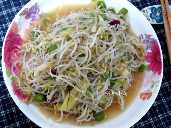 爆炒綠豆芽的做法-家常味炒菜譜