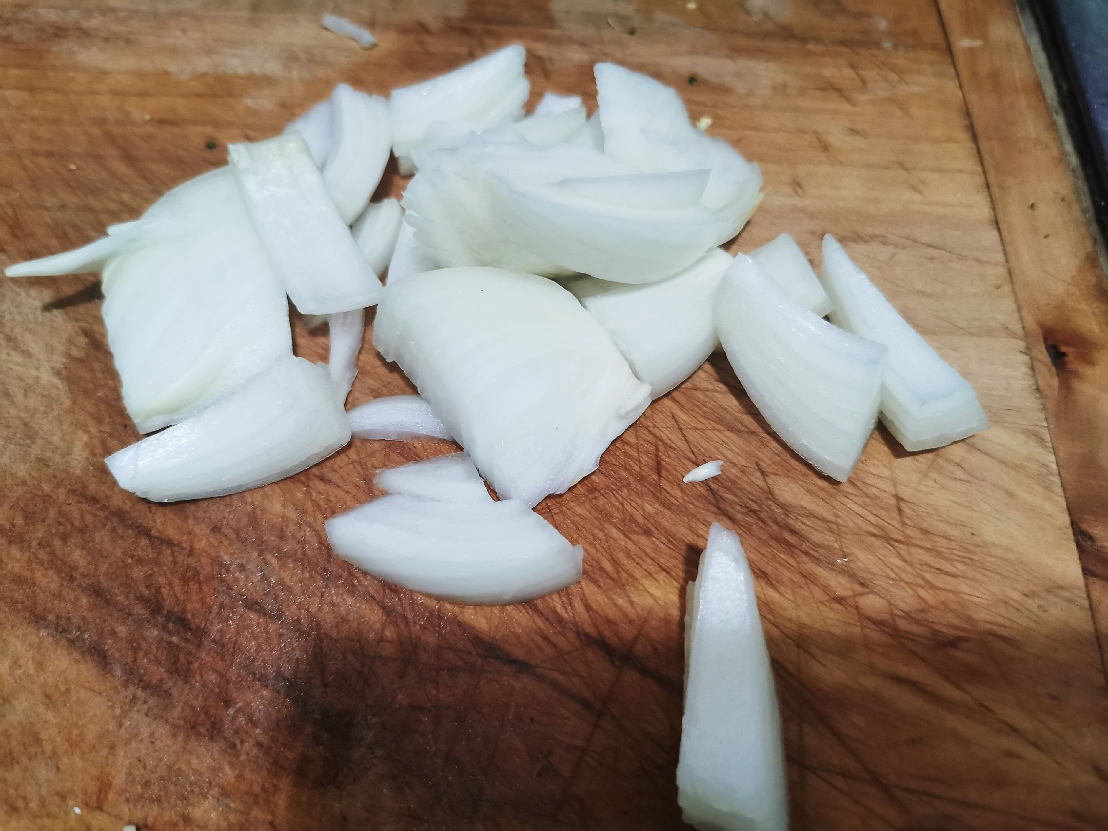 蘑菇炒西蘭花的做法-家常味炒菜譜-易網健康養生網 蘑菇炒西蘭花的做法-家常味炒菜譜