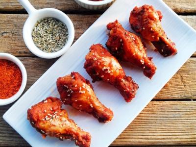 自制蜜汁烤雞翅根，外酥里嫩好吃到轉圈圈的做法-香辣味烤菜譜