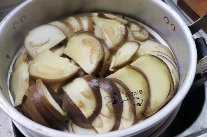 蒜香蒸茄子的做法-蒜香味蒸菜譜-易網(wǎng)健康養(yǎng)生網(wǎng) 蒜香蒸茄子的做法-蒜香味蒸菜譜