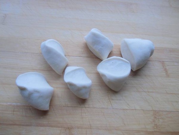 臘肉蘿卜餡餅的做法-家常味煎菜譜-易網(wǎng)健康養(yǎng)生網(wǎng) 臘肉蘿卜餡餅的做法-家常味煎菜譜