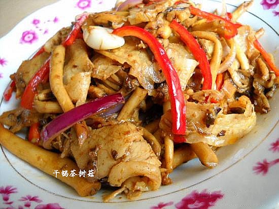 臘肉茶樹菇的做法-咸鮮味干煸菜譜
