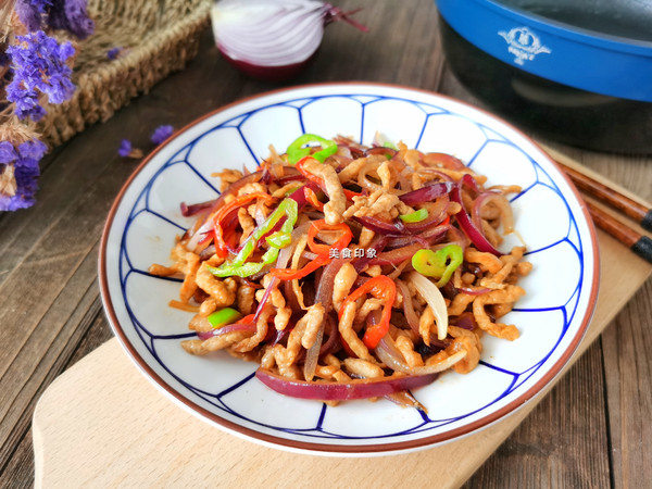 洋蔥炒肉絲的做法-家常味炒菜譜