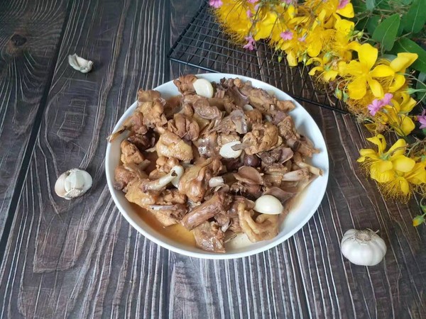 蒜香童子雞的做法-咸鮮味燒菜譜